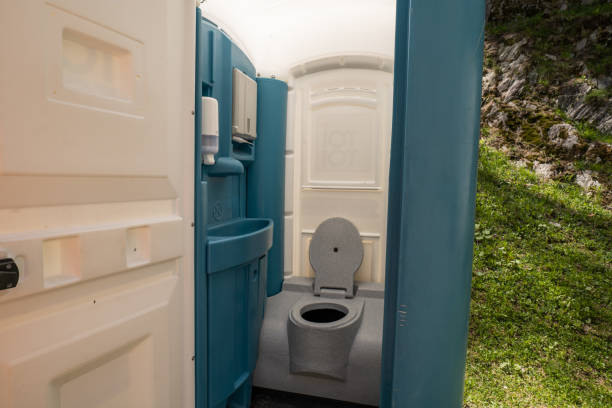 Best Temporary restroom rental  in Mount Hore, WI